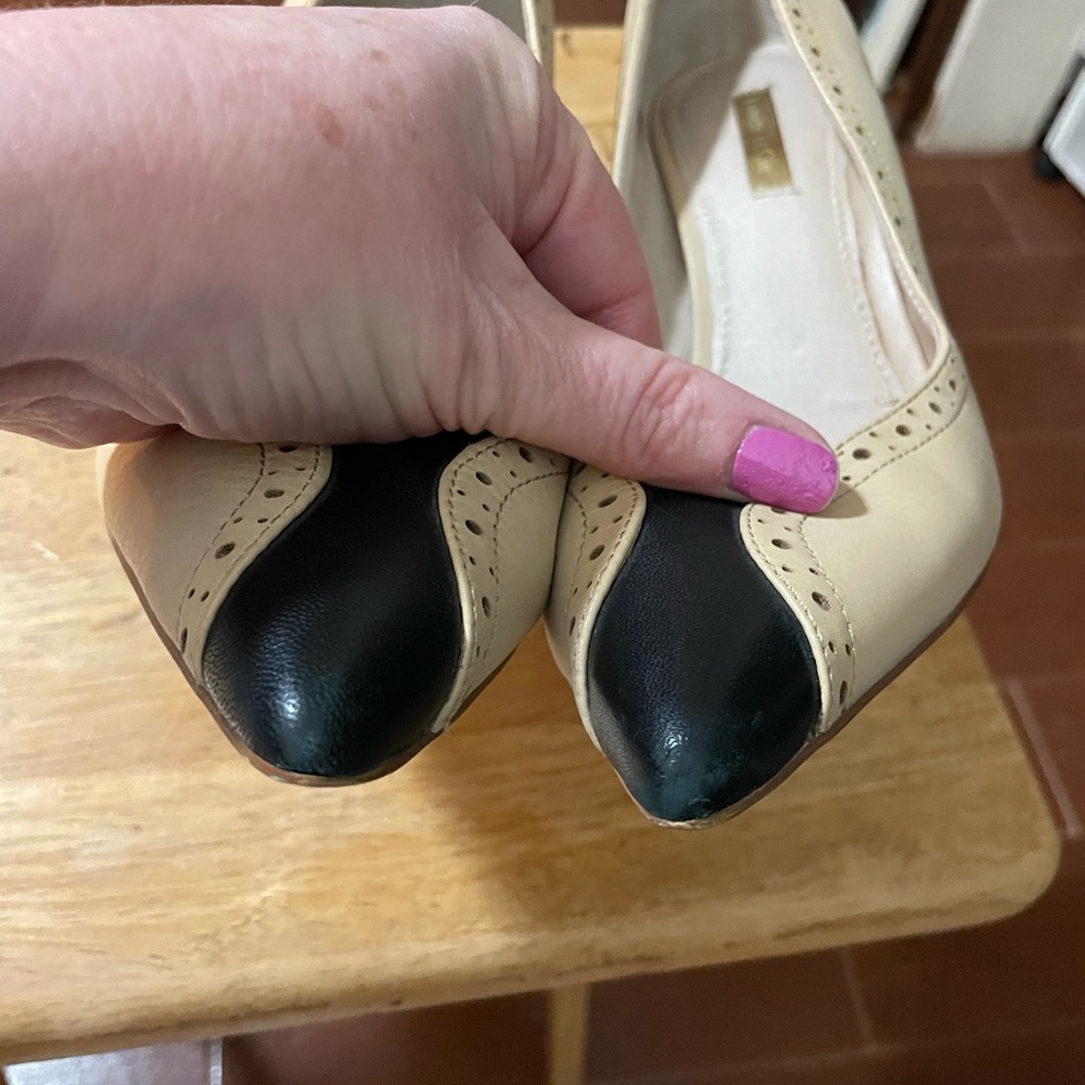 Louise et Cie Navy and Cream Heels - Picture 11 of 16